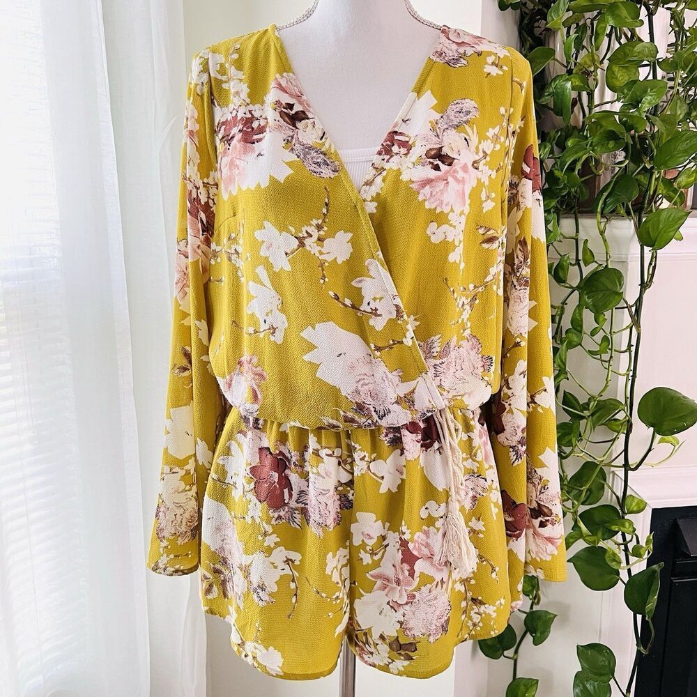 Umgee Yellow Floral Chiffon Soft Flowy Romper Concert Festival Boho Size Small